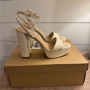Steve Madden Beige Platform Heels